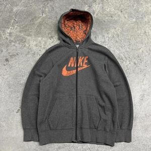 Y2K Nike Silver Tag Zip Up Hoodie